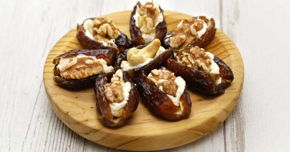 Street Food in Jeddah: A Flavor Tour You Shouldn’t Miss